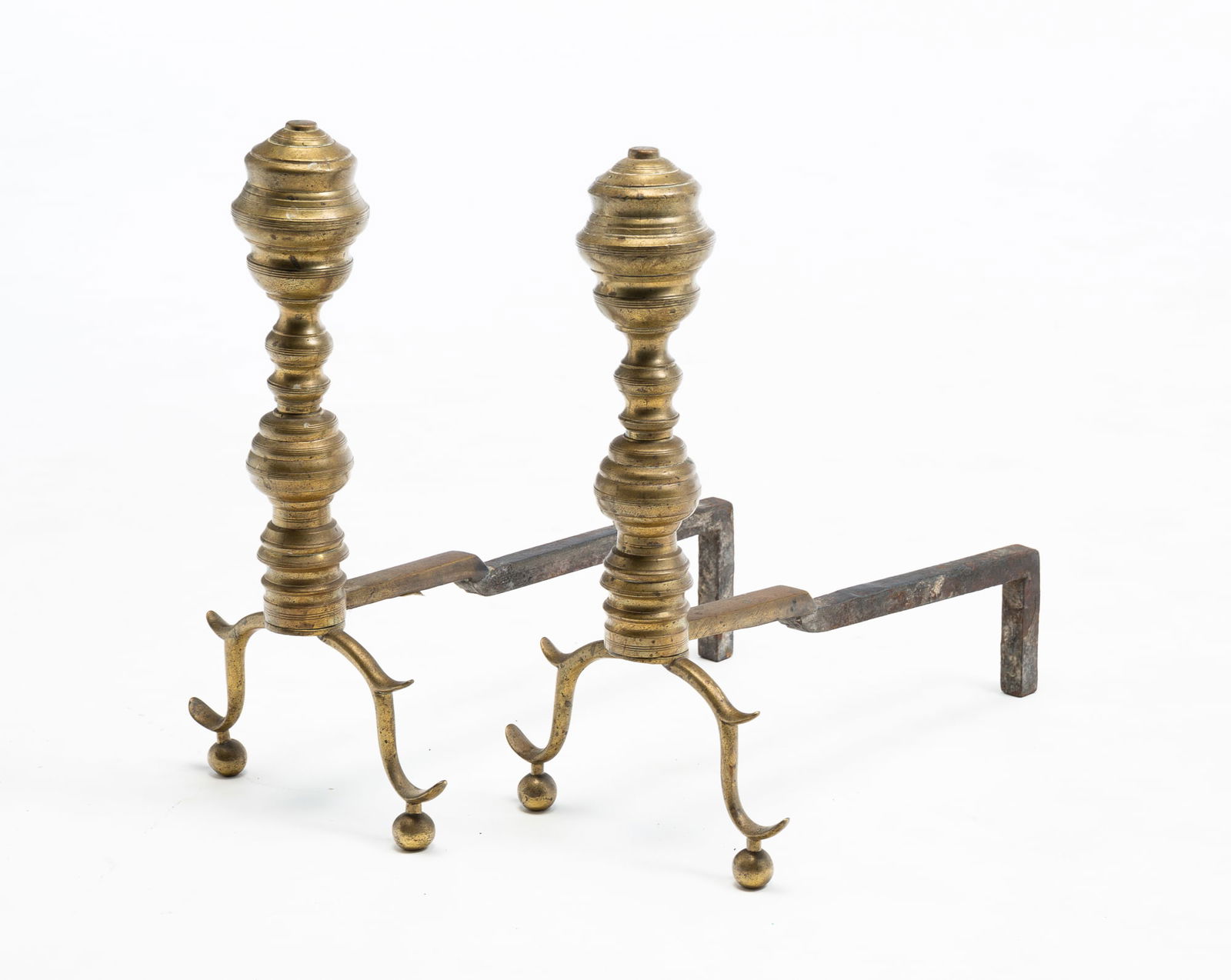 A PAIR OF CHIPPENDALE ANDIRONS. (1 of 3)
