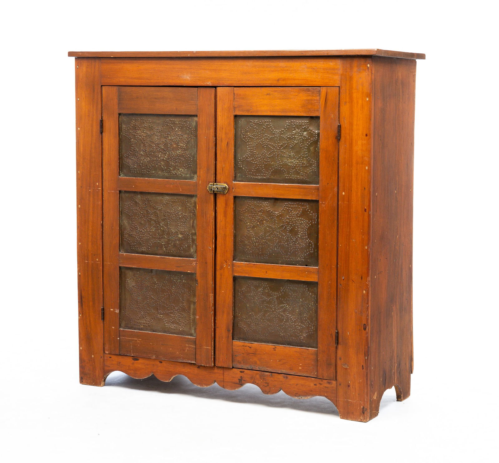 PUNCHED TIN PIE SAFE. (1 of 6)