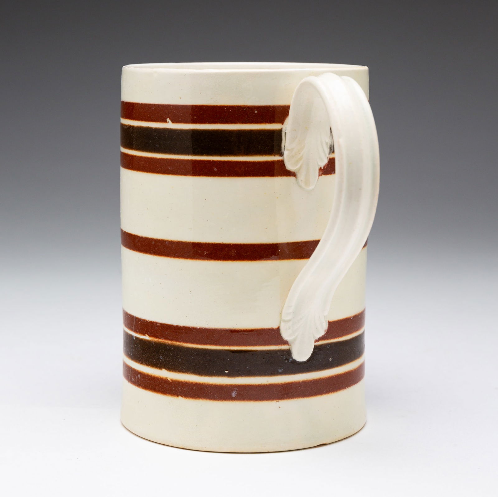 DECORATED MOCHAWARE MUG. (1 of 4)