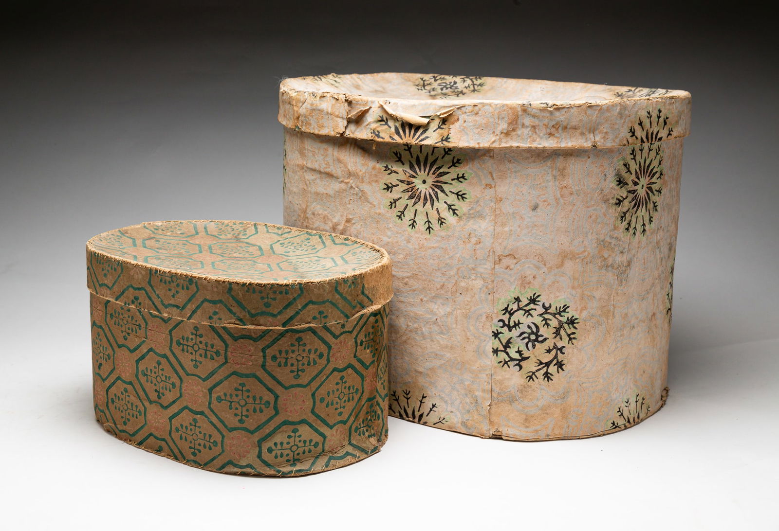 TWO WALLPAPER BAND BOXES. (1 of 4)