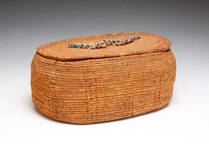 ESKIMO OVAL BASKET WITH BEADED TOP.