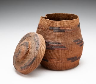 FINE NORTHWEST COAST TLINGIT BASKET.