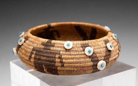 FINE PICTORIAL POMO BEADED BASKET.