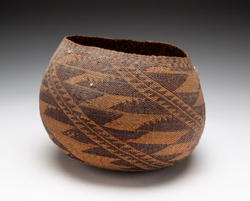 FINE CALIFORNIA POLYCHROME BASKET.