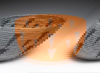 CALIFORNIA BEAR CLAW BASKET.