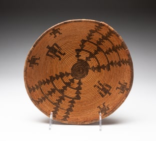 APACHE PICTORIAL BASKET.