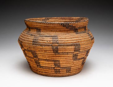 EARLY PAPAGO OLLA BASKET.