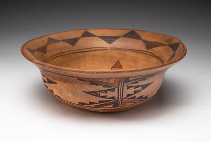 RARE EARLY HOPI POTTERY BOWL.