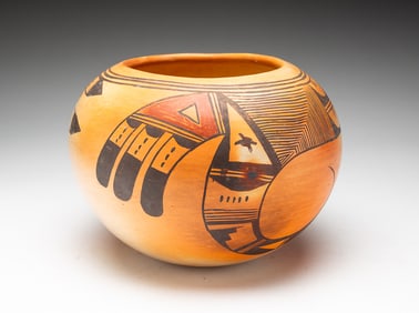 LARGE HOPI DECORATED BOWL.