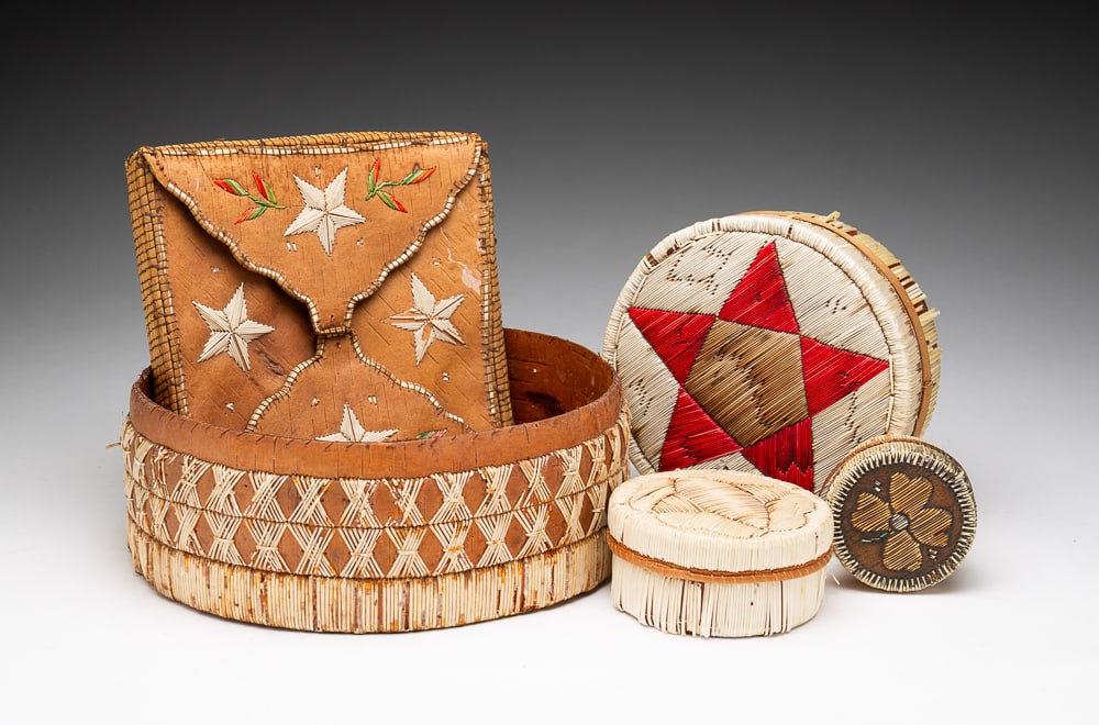 FIVE FIRST NATIONS QUILL BASKETS.: First Nations (Midwestern), first half 20th Century. Comprising four First Nations quill baskets, ranging from small to large, and one pouch/box. Some discoloration and minor breaks. Largest 3"h. 9"di