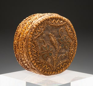 CANADIAN EMBROIDERED BIRCH BARK CIRCULAR BOX.