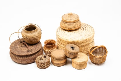 TEN ASSORTED FIRST NATIONS BASKETS.