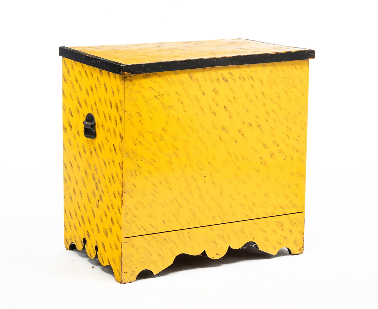 PAINT-DECORATED GRAIN BIN.: American, mid-19th Century. Poplar. Single-board construction, lid with applied edge molding, cast-iron bail handles, shaped apron, the yellow and black sponged paint are a later addition. Some loss t