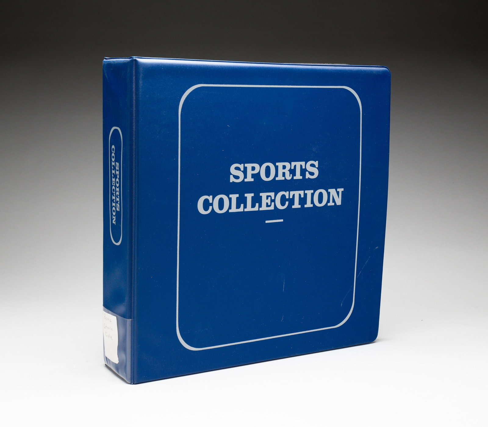 PEREZ-STEELE CELEBRATION AUTOGRAPHED BASEBALL POSTCARDS.: American, 20th Century. Includes approximately 30 autographed cards and a book with autographs. Featuring Juan Marichal, Joe Sewell, Billy Williams, Buck Leonard, Luis Aparicio, Monte Irving and other