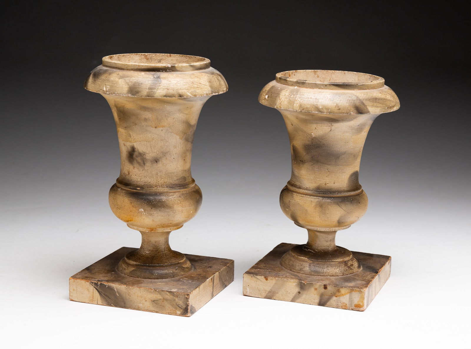 TWO FOLK ART MINIATURE SMOKE-DECORATED WOOD URNS. (1 of 4)