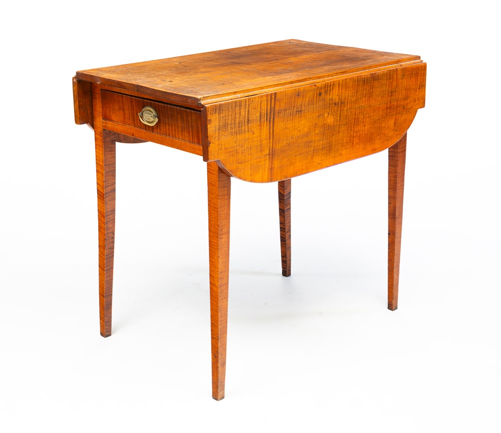 TIGER MAPLE HEPPLEWHITE PEMBROKE TABLE. (1 of 6)