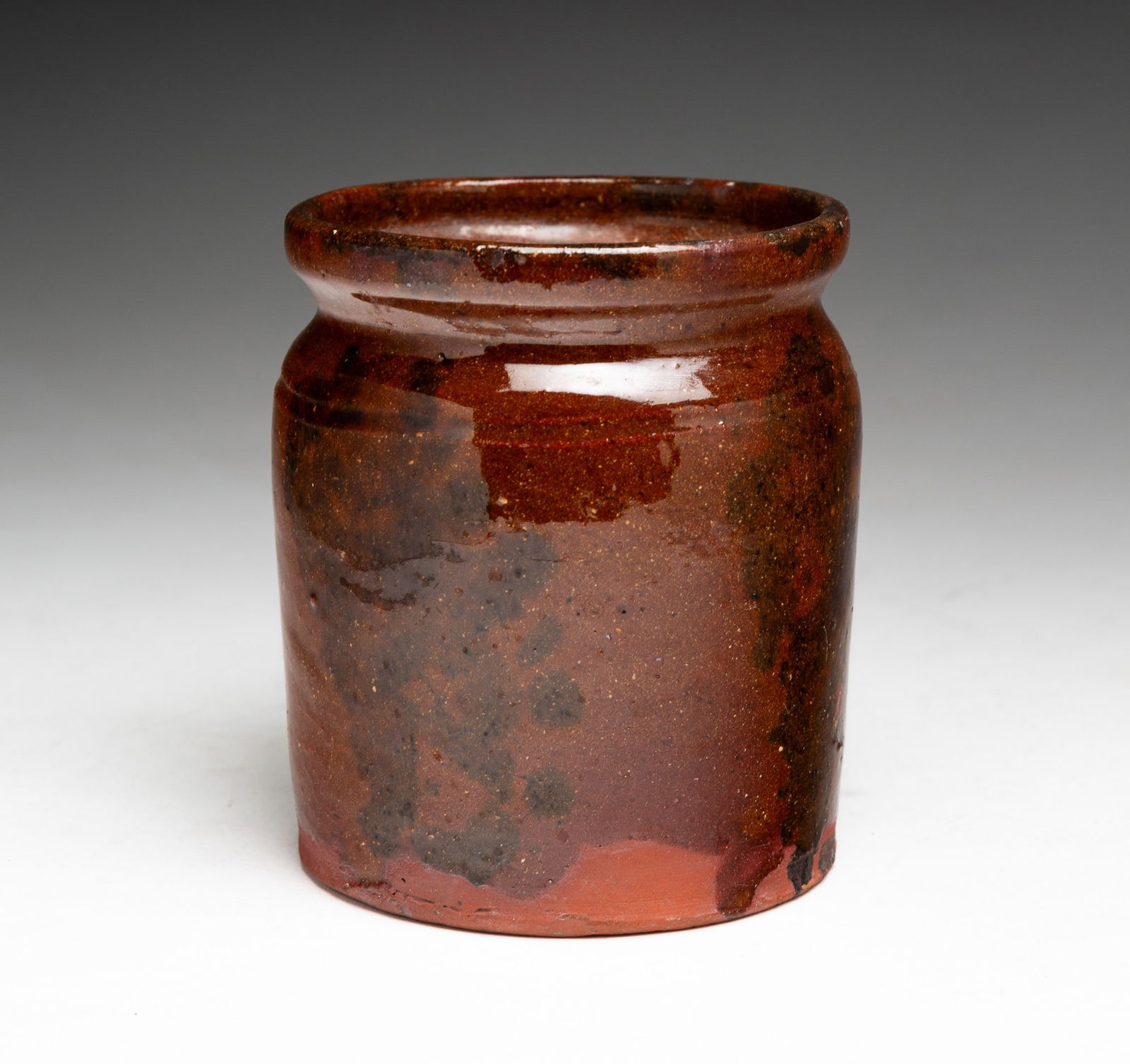 DIMINUTIVE REDWARE STORAGE JAR. (1 of 4)