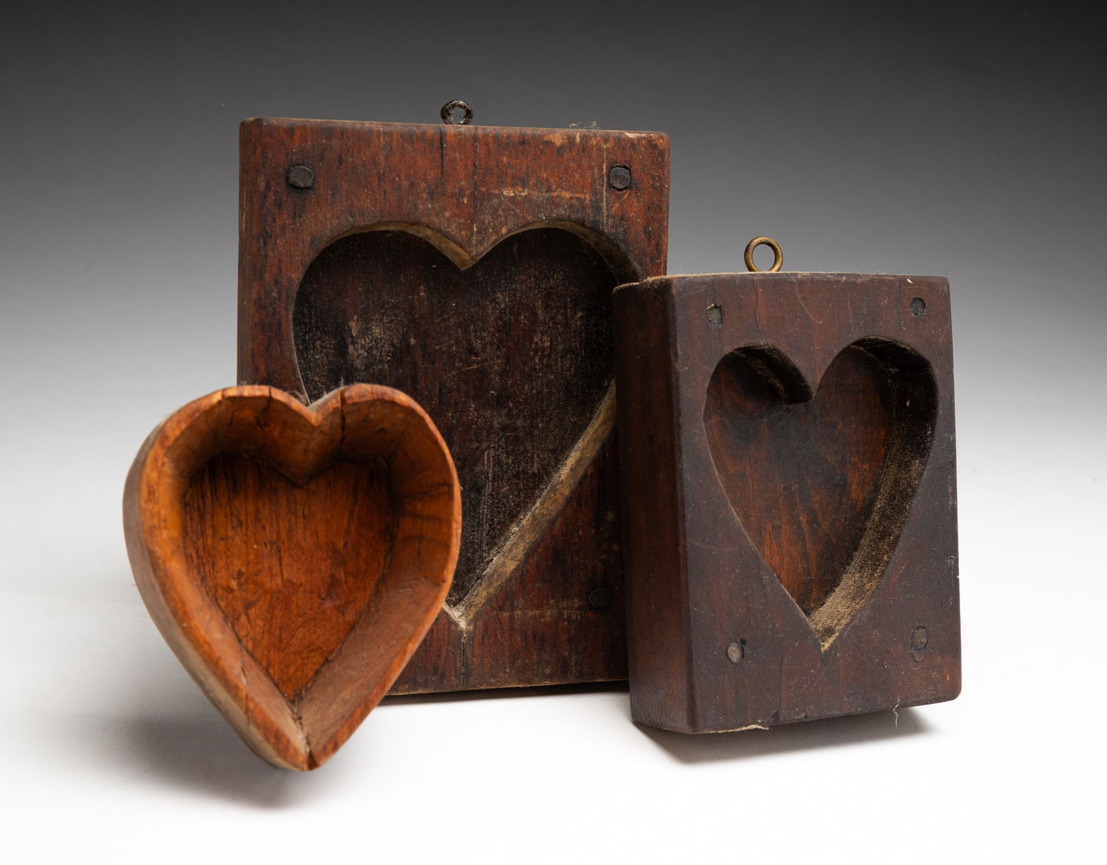 THREE SUGAR MOLDS. (1 of 2)