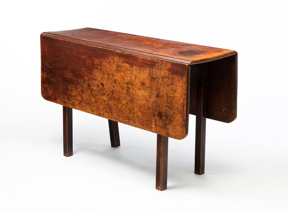 FIGURED MAPLE CHIPPENDALE DROP LEAF TABLE. (1 of 5)