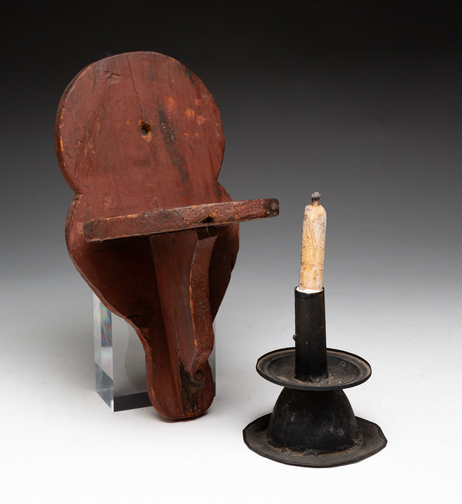 PAINTED FOLK ART CANDLE SHELF AND HOLDER. (1 of 3)