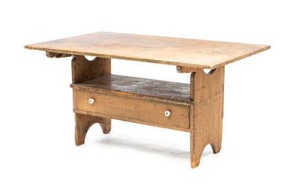 COUNTRY PAINTED HUTCH TABLE.