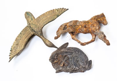 THREE FIGURAL ITEMS WITH ANIMALS.