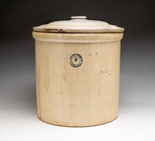 STONEWARE GARDEN CITY CROCK.