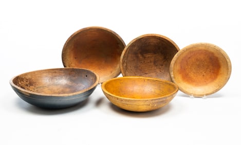 FIVE PAINTED WOOD BOWLS.
