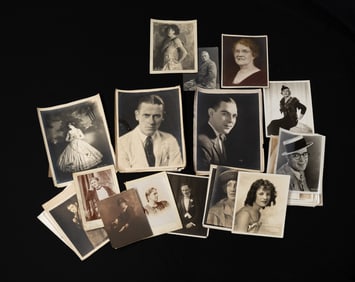 COLLECTION OF PHOTOGRAPH OF STAGE AND SCREEN PERFORMERS.