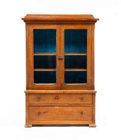 YOUTH SIZE STEPBACK CUPBOARD.