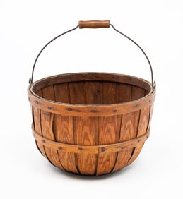 ONE BUSHEL APPLE BASKET.