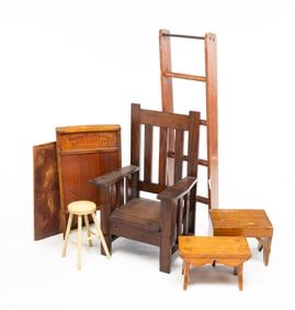 SEVEN WOODEN ITEMS.