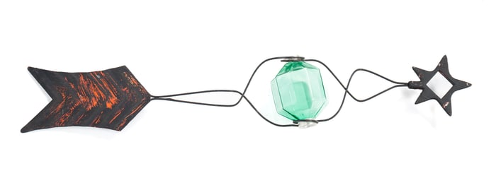 LIGHTNING ROD ARROW DIRECTIONAL WITH D&S GLASS GLOBE.