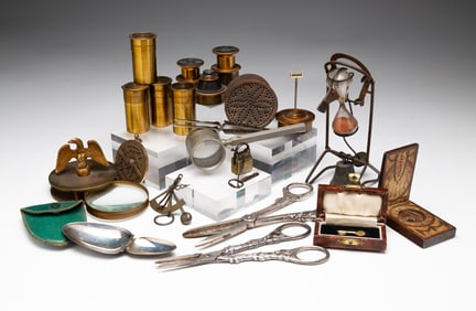 GROUP OF TOOLS AND IMPLEMENTS.