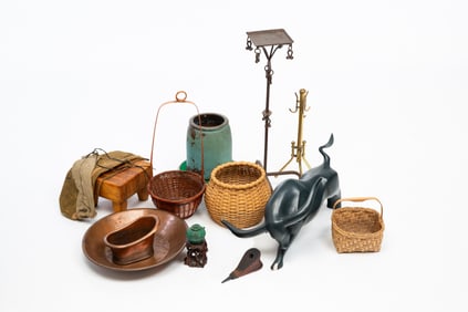 ECLECTIC GROUP OF DECORATIVE ARTS.