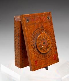 POCKET COMPASS SUNDIAL.
