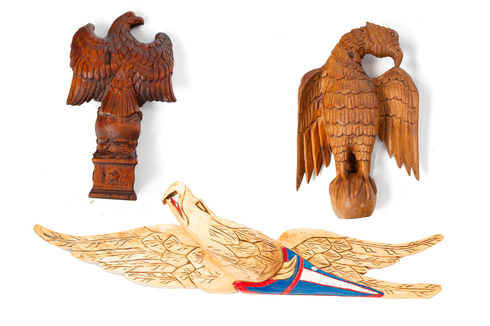 THREE CARVED WOOD EAGLES. (1 of 1)