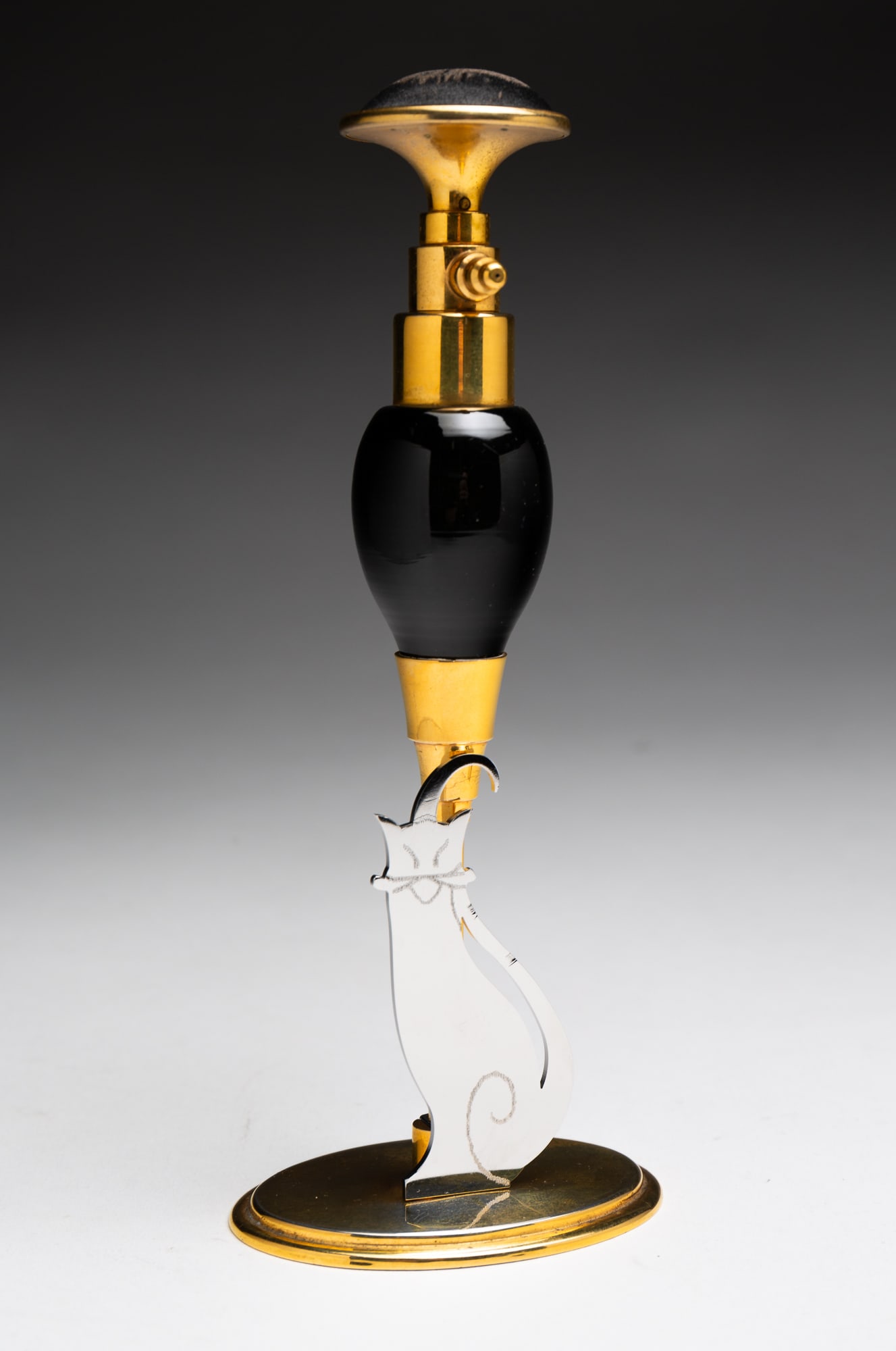 THUMB PUSH TYPE GLASS PERFUME ATOMIZER. (1 of 4)