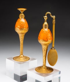 ART GLASS PERFUME ATOMIZER AND DAUBER SET BY DEVILBISS.