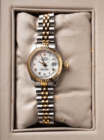 LADIES TWO-TONE OYSTER PERPETUAL DATEJUST ROLEX WATCH.