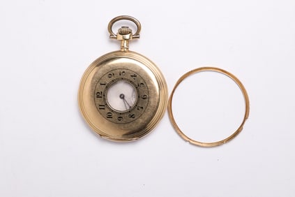 MUSY PADRE E FIGLI 18K GOLD DEMI HUNTER CASE POCKET WATCH.