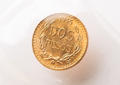 1945 DOS PESOS GOLD COIN.