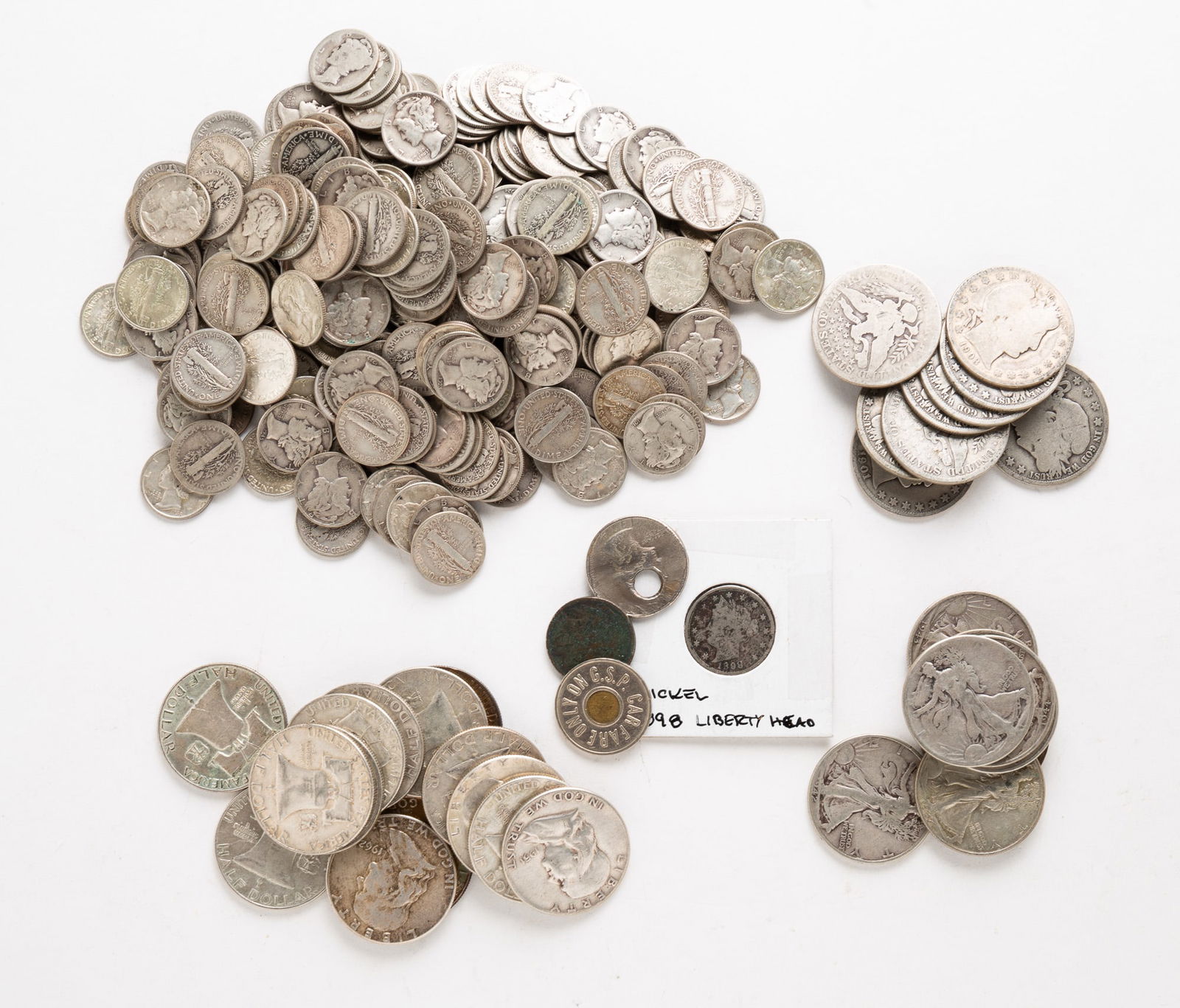 GROUP OF UNITED STATES CURRENCY. (1 of 4)