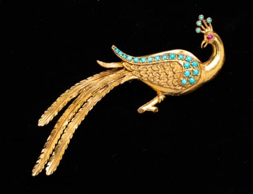 9K YELLOW GOLD PEACOCK BROOCH.