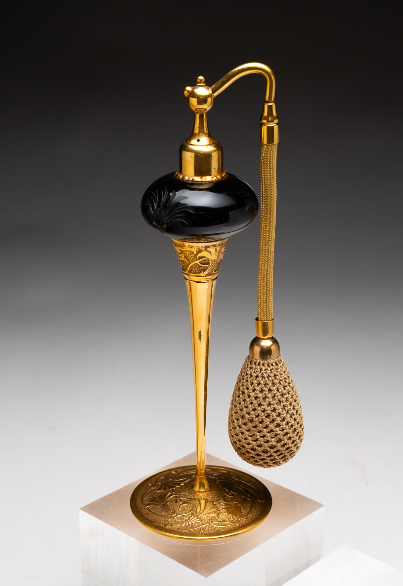 GLASS PERFUME ATOMIZER. (1 of 2)