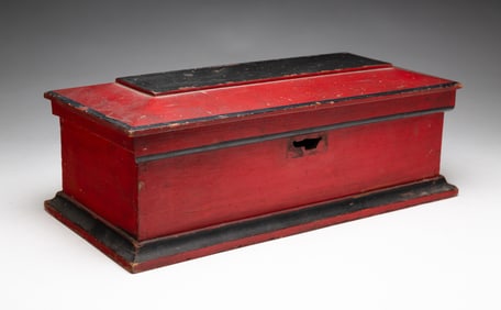 PAINT DECORATED BOX.