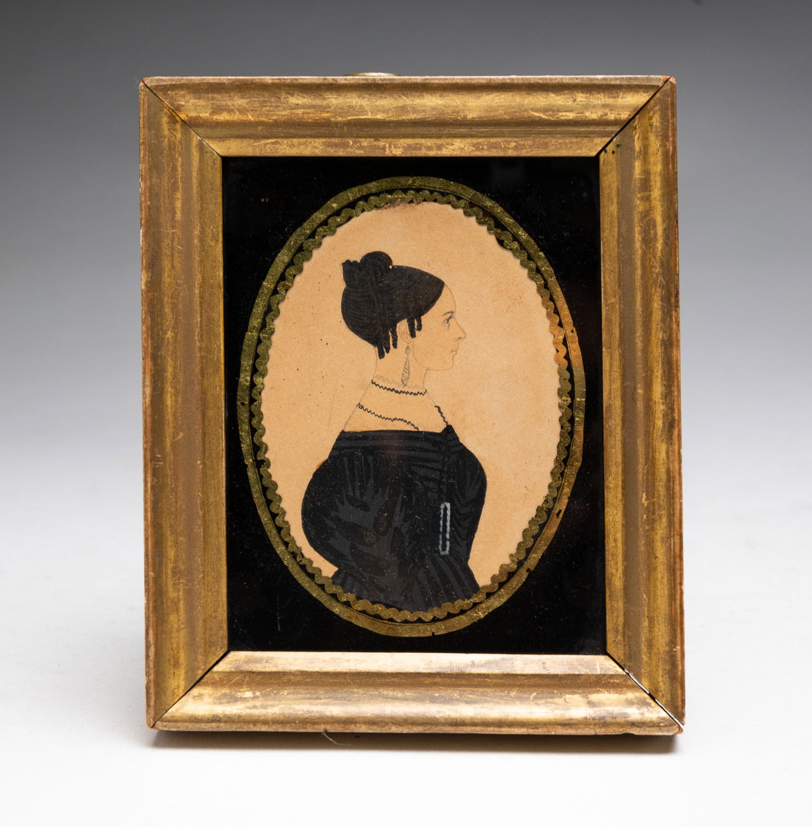 MINIATURE PORTRAIT OF A WOMAN ATTRIBUTED TO JUSTUS DALEE (1793-1878). (1 of 5)
