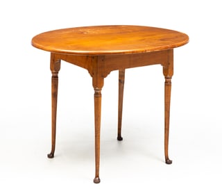 QUEEN ANNE MAPLE TEA OR TAVERN TABLE.