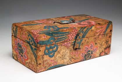 WONDERFUL DIMINUTIVE WALLPAPER COVERED BOX.