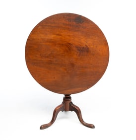 QUEEN ANNE MAHOGANY TILT TOP TEA TABLE.